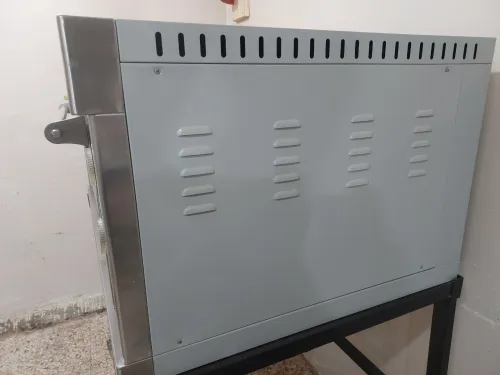 Four Professionnel Électrique Elite FSE 102  Performance et Fiabilité