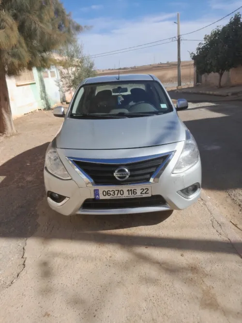 Nissan Sunny 2016 La toute