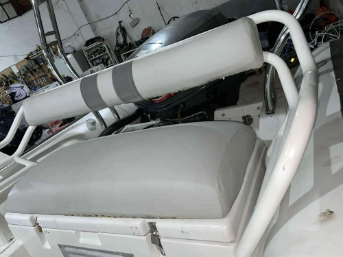 Bateaux bolior 5 metre50 avec moteur yamaha 100chevo 4ton 