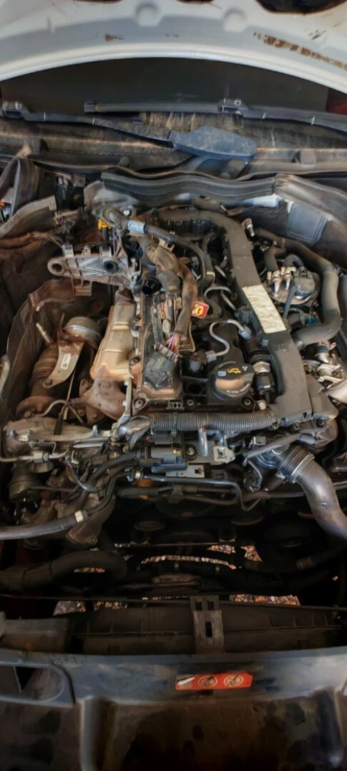 Pièce moteur om 651