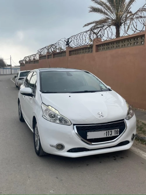 Peugeot 208 2013 Allure