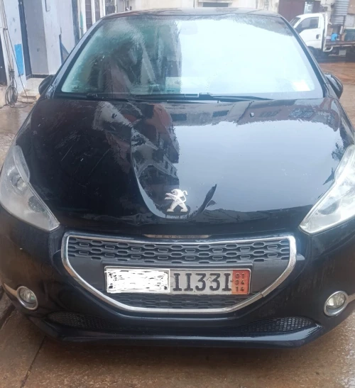 Peugeot 208 2013 Allure
