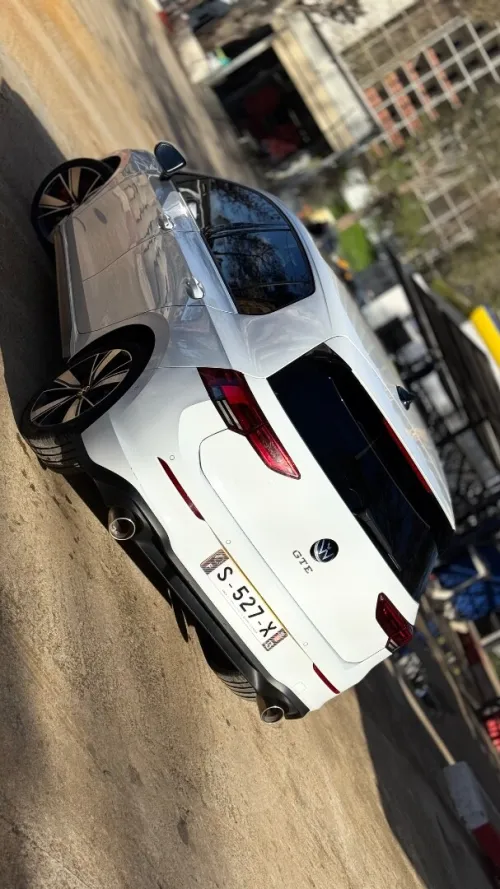 Volkswagen Golf 8 2021 GTE