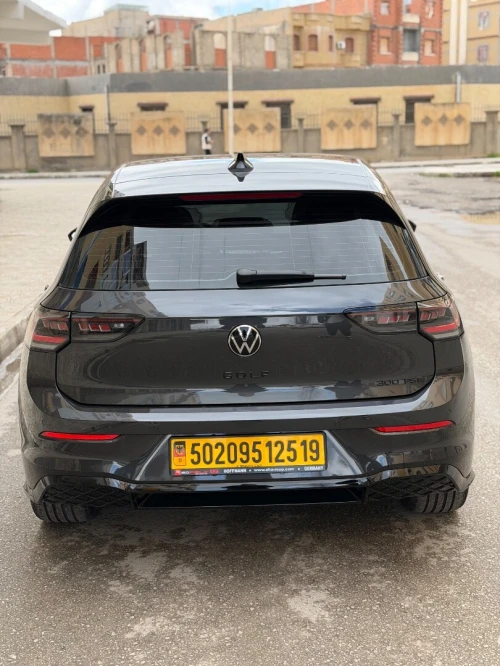 Volkswagen Golf 8 2025 R-Line