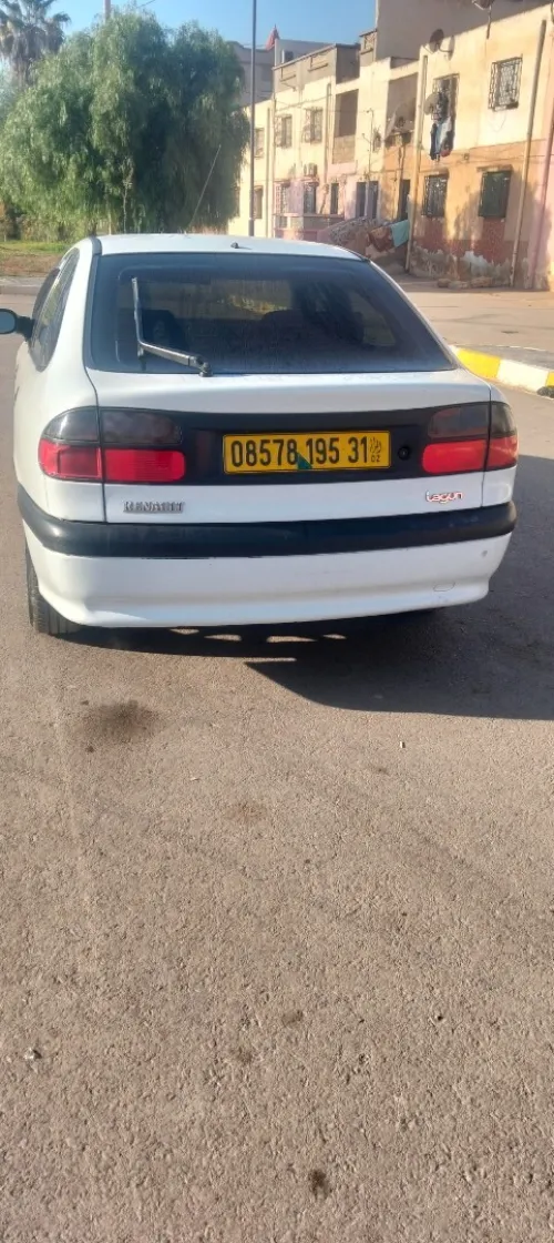 Renault Laguna 1 1995 Laguna 1