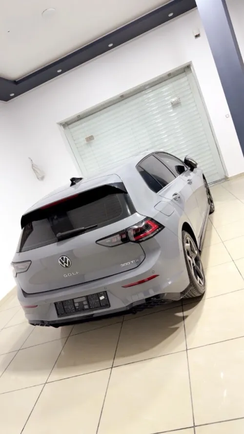 Volkswagen Golf 8 2025 R-Line