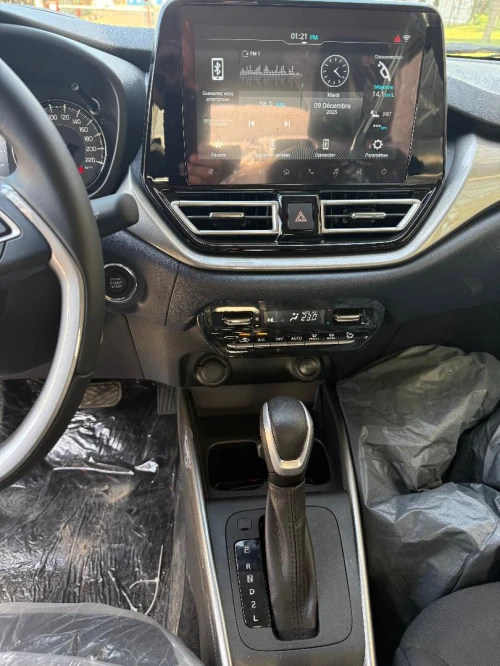 Suzuki Baleno 2025 GLX