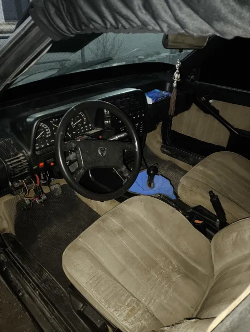 Fiat Lancia 1987 .