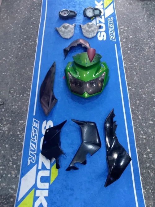 Pièces moto