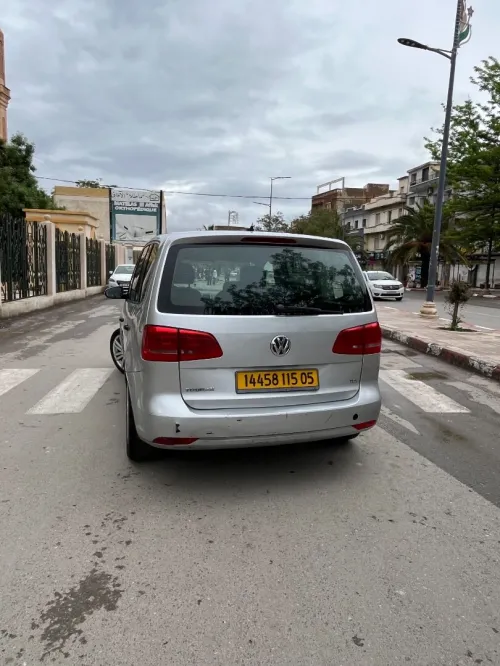 Volkswagen Touran 2015 