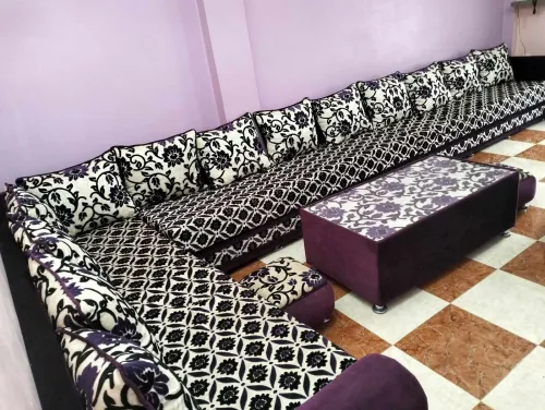 Salon style marocain 4 pièces + 2 tables basses