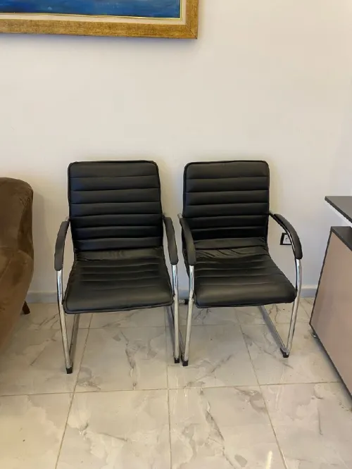 Chaise PDG ET chaises roulantes et réception 