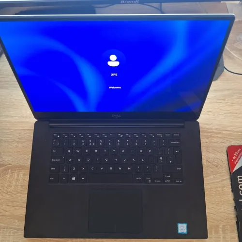 Dell XPS 15 9570 i7-8750 GTX 1050Ti 32go Ram 4K 15,6"