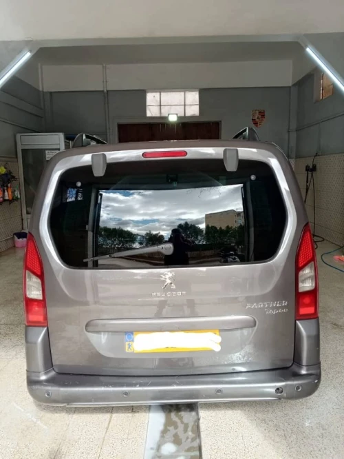 Peugeot Partner 2016 Tepee Allure 