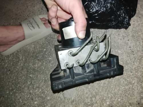 PIECE MERCEDES W203 2002