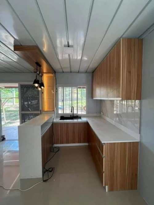 Fabrication de cuisine équipée moderne sur mesure très bonne qualité 