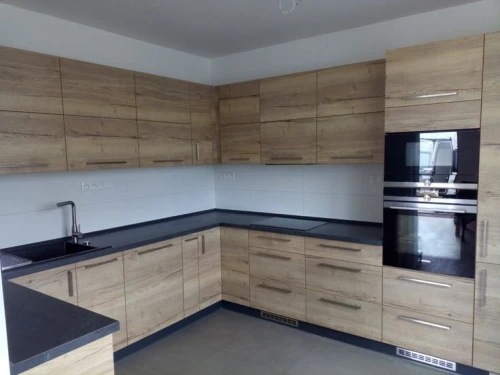 Fabrication de cuisine équipée et dressing moderne sur mesure