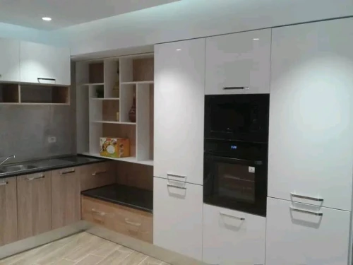 Fabrication sûr mesure de meubles de cuisine et dressing et meubles TV 