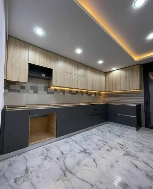 Fabrication de cuisine équipée moderne sur mesure très bonne qualité 