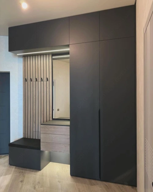 Fabrication tout sort de meuble de maison et bureaux sûr mesure et haut qualité 