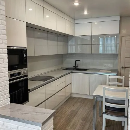 Fabrication de cuisine équipée moderne sûr mesure 