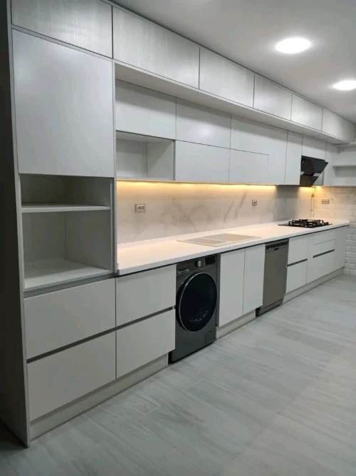 Fabrication sûr mesure de meubles de cuisine et dressing et meubles TV 