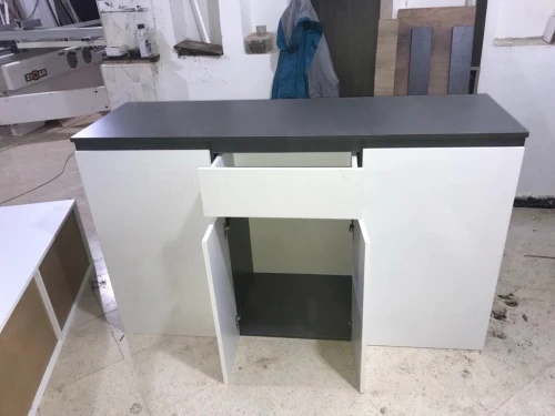Fabrication de meubles maison et cuisine équipée et dressing