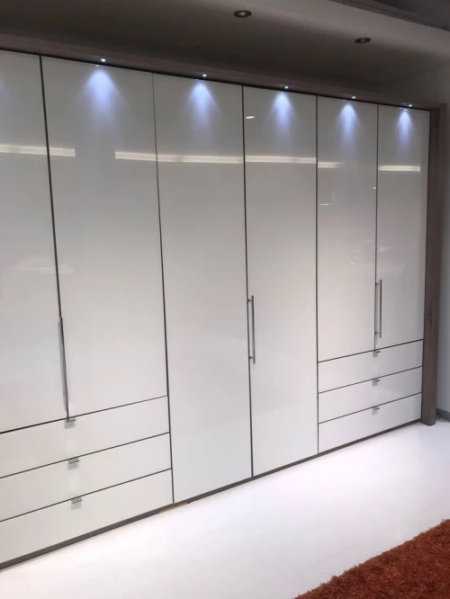 Fabrication de cuisine équipée sur mesure et dressing 