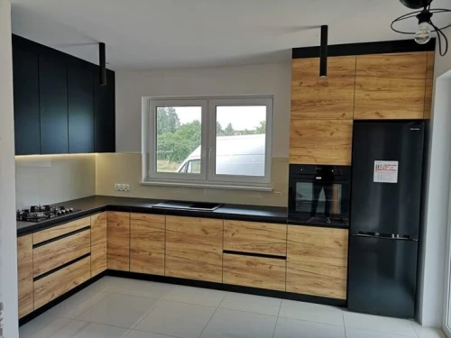 Fabrication tout sort de meuble de maison et bureaux sûr mesure et haut qualité 