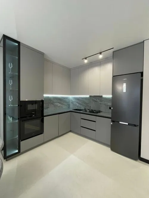 Fabrication de cuisine équipée moderne sur mesure
