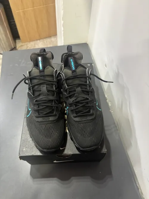 Nike React vision Pointure 44 avec boîte