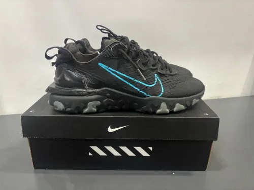 Nike React vision Pointure 44 avec boîte