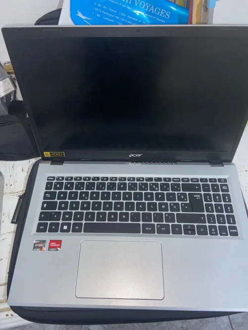 Pc portable acer aspire FHD Ryzen Radeon GRAPHIQUE