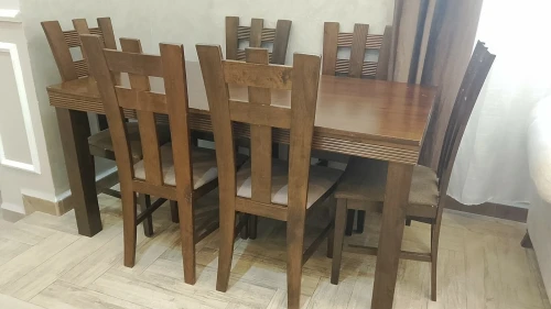 table salon