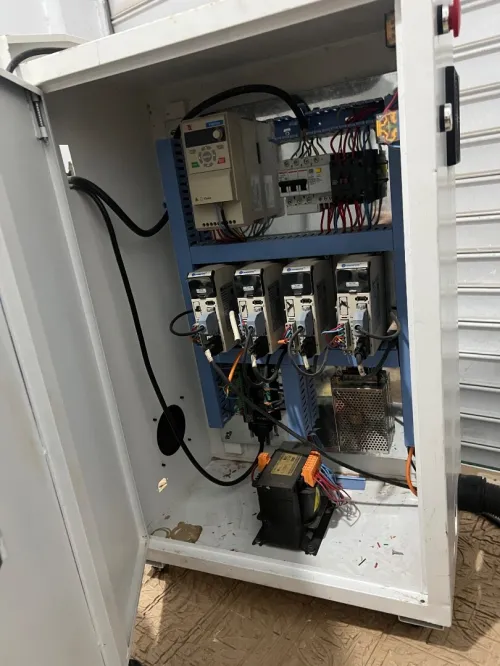 Cnc galaxie 1325 