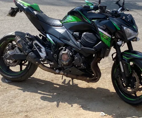 Kawazaki Z800 2015