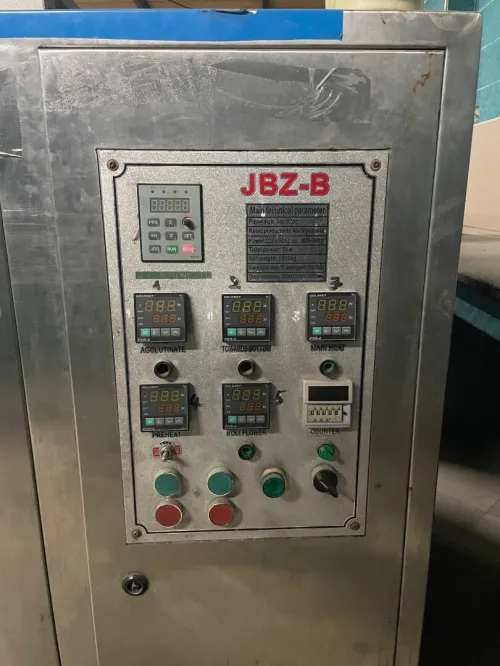 آلة صناعة الأكواب الورقية  Paper Cup Machine JBZ-B