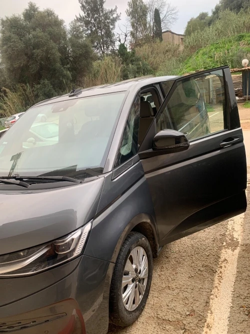 Volkswagen MULTIVAN 2023 
