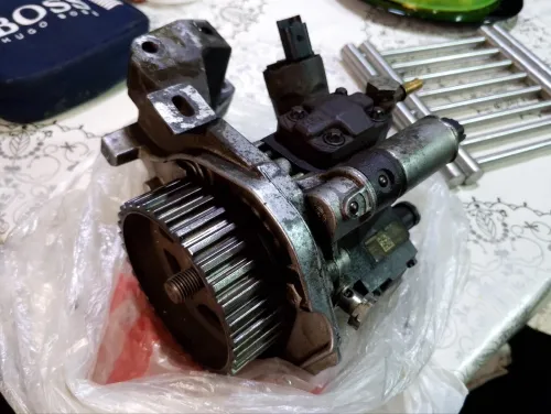 POMPE HP SIEMENS 1.4 TDCI