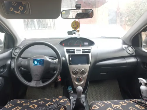 Toyota Yaris Sedan 2012 Yaris Sedan