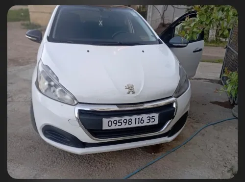 Peugeot 208 2016 Access Facelift