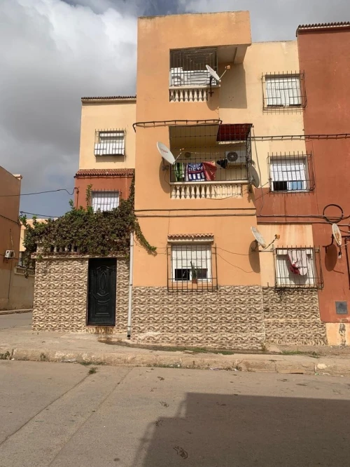 Vente Appartement Niveau de villa F3 Mostaganem Mostaganem