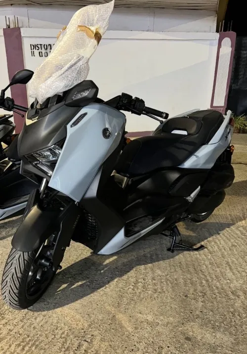 Yamah Xmax 300 2025