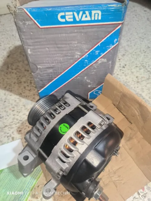 Alternateur honda  ( accord - CRV ) 12v référence ( 104210-3911 )  Venu D'eroupe