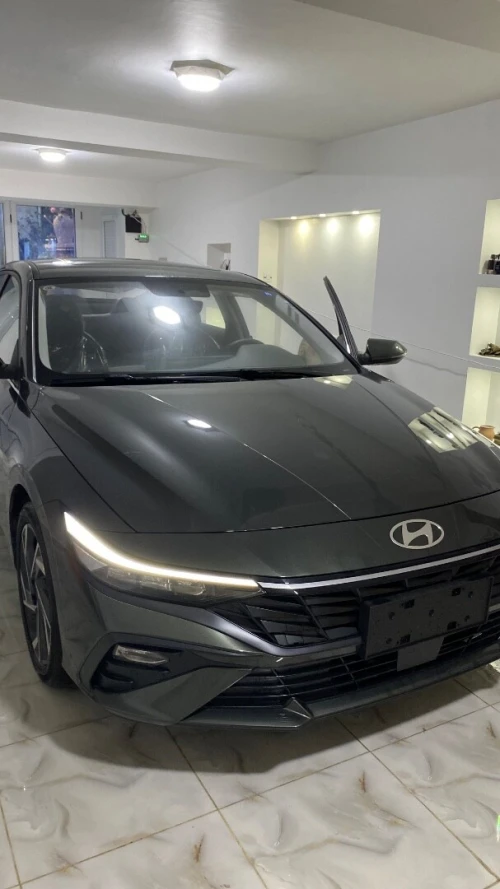 Hyundai Elantra GLX 1.5 2025 