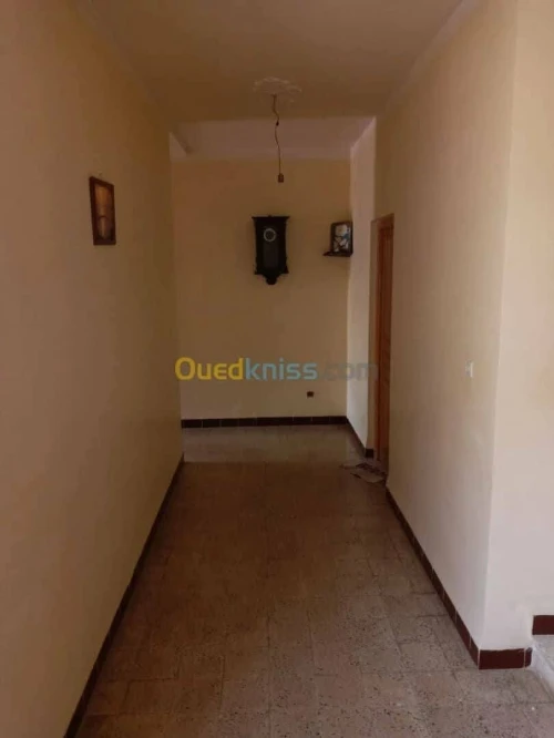 Vente Villa Chlef Tenes