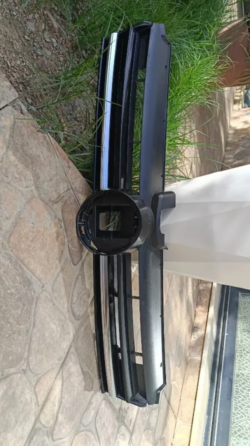 Calandre (GRILL) VW GOLF 7 LIFT R-LINE w GTI chbab bzaf t9oul jdid w prix chbab
