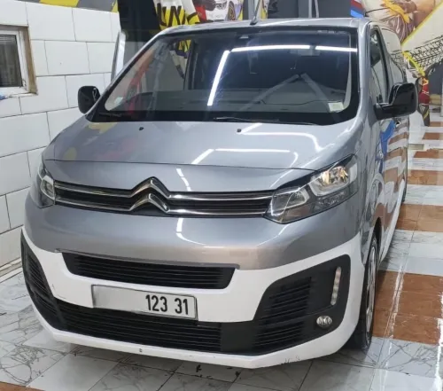 Citroen Jumpy 2023 