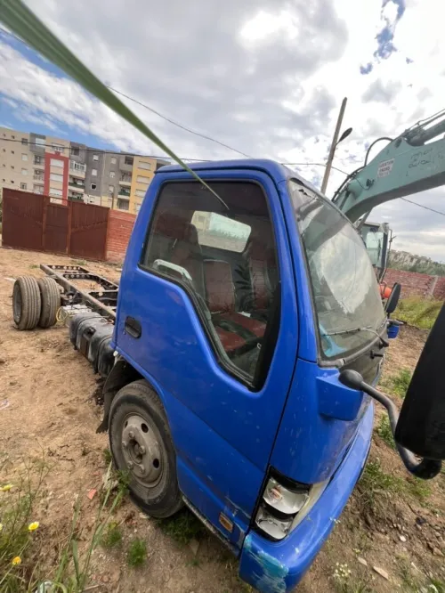Isuzu isusu 2008