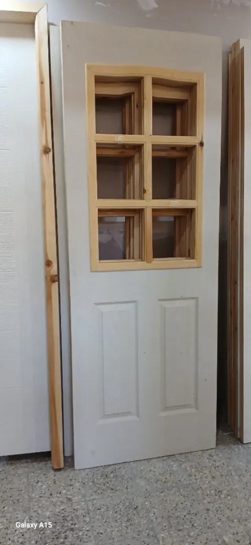 Porte de maison  en liquidation 